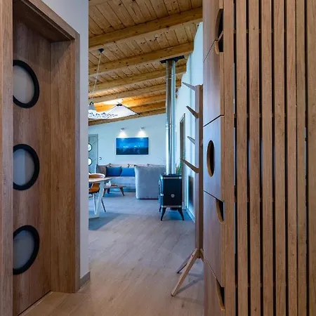 Marina Liptov Pri Liptovskej Mare אתר נופש 4*