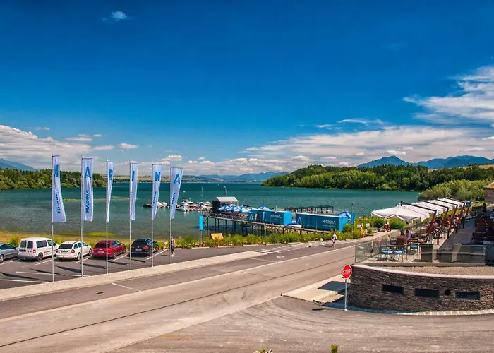Resort Marina Liptov Pri Liptovskej Mare Bobrovník